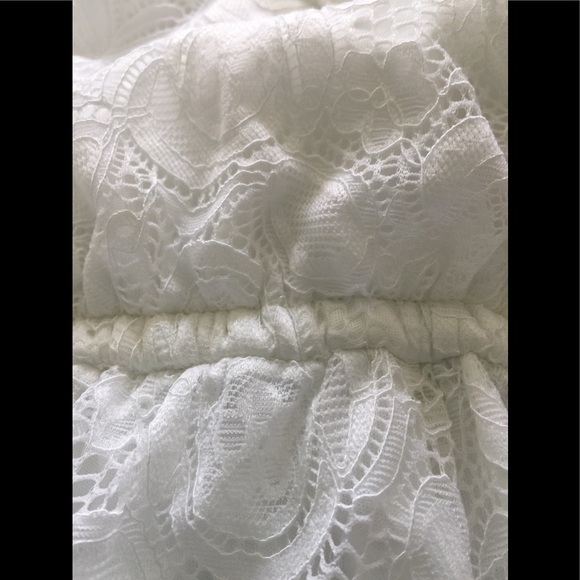 FRANCESCA’S KIERA COLD SHOULDER LACE ROMPER - Picture 5 of 8